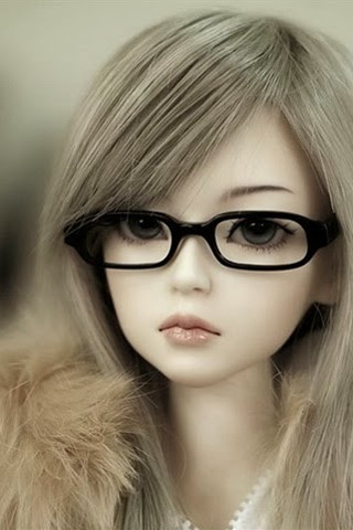 Gothic doll glasses fur coat - a doll free wallpaper for mobile