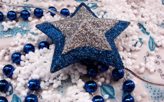 Blue white star ornament beads - a table cloth free wallpaper