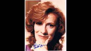 Woman hand chin smile face - a hand free wallpaper for desktop