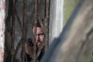 Man gun gated brick rusty - rusty free wallpaper