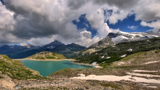 Lake mountains cloudy sky snow - mountain under a cloudy sky free wallpaper
