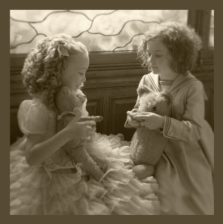 Two little girls holding teddy - little free wallpaper for tablet