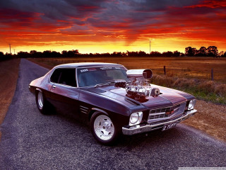 Car engine hood parked sunset - the hood free wallpaper