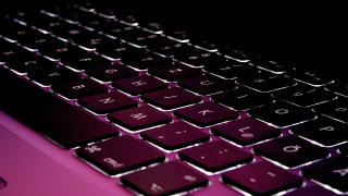 Keyboard purple pink light black - a pink light free wallpaper