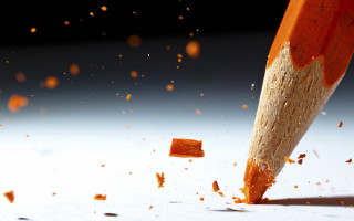 Pencil bread bite flying autumn - a pencil free wallpaper