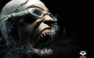 Man large mouth goggles water - scary free wallpaper