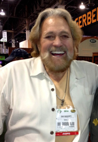 Man beard white shirt smiling - art green free wallpaper for mobile