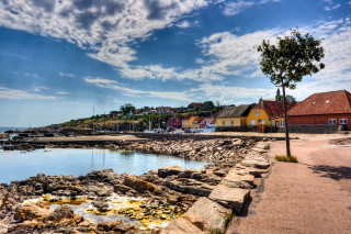 Small town rocky shore water - hdr free wallpaper