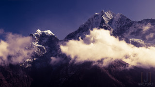 Mountain clouds snow sunny day - a blue sky above free wallpaper for desktop