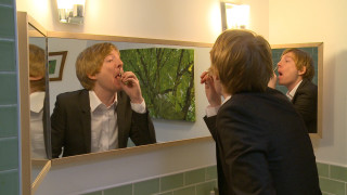 Woman man brushing teeth mirror - erwin bowien free wallpaper