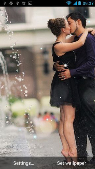 Man woman kissing fountain water - free valentines wallpaper for mobile