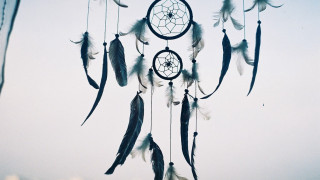Dream catcher feathers sky background - feather free wallpaper