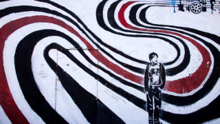 Man spiral wall car background - public free wallpaper