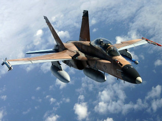 Fighterjet cloudy sky redflag EiQ - a cloudy blue sky free wallpaper