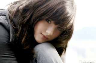 Gothic portrait woman longhair hoodie 2 - girl free wallpaper