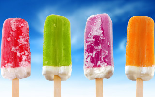 Four popsicles different colored ice - a row free wallpaper