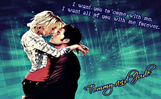 Couple hugging blue background quote - alton tobey free wallpaper