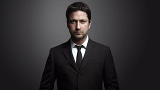 Man suit tie posing picture 33 - a picture in a studio setting free wallpaper