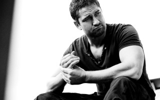 Man sitting floor hands folded - the floor free wallpaper