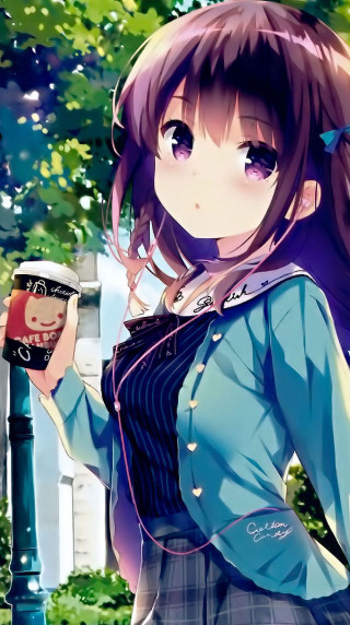 Girl holding coffee phone lamp - her phone free wallpaper