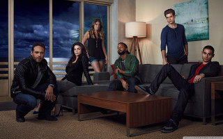 Group people living room window - derek hill free wallpaper