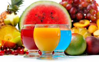 Juice glasses fruit table white - a bunch of fruit free wallpaper