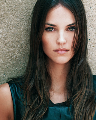 Aramenta longhair blacktop portrait asian - headshot free wallpaper