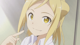 Blonde woman long hair pointing - a finger free wallpaper