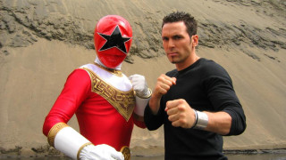 Man redgold costume blackshirt sanddune - adam rex free wallpaper