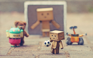 Cardboard figures soccer ball teddy - toy free wallpaper