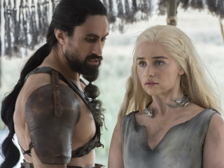 Man woman forest tree branch - the ceiling free wallpaper