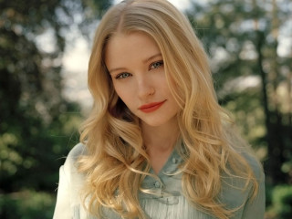 Blonde woman green shirt woods - a green shirt free wallpaper