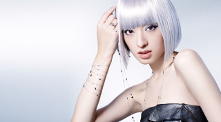 Woman white hair tattoos arm - jewelry free wallpaper