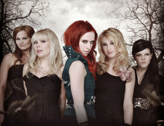 Women group tree sky clouds - a full moon free wallpaper for desktop