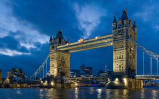 Bridge water sky clouds city 4 - christopher wren free wallpaper