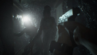 Person holding gun dark room - cryengine free wallpaper for desktop