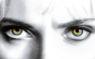 Man yellow eyes beard long - realistic eye free wallpaper