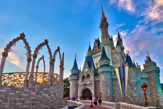 Castle people sky clouds blue - a castle free wallpaper