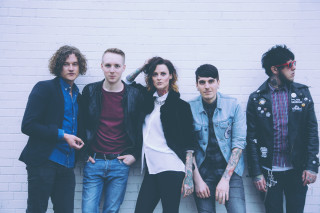 Young men white brick wall - a white brick wall free wallpaper