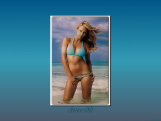 Woman bikini beach water hair - the wind free wallpaper
