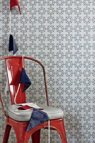 Red chair umbrella wallpaper pattern - a red chair free wallpaper for mobile
