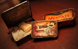 Tins table box couple together - a table together free wallpaper