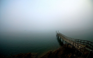 Pier foggy day people boat - a pier free wallpaper