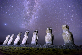 Statues night sky stars milky - milky free wallpaper