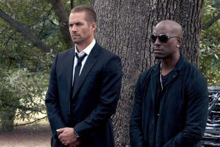 Two men suits tree park - suit free wallpaper for desktop