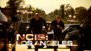 Two men walking street ncis - parked free wallpaper