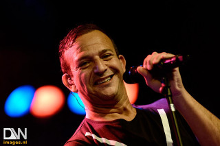 Man microphone smile happy performance - anthony angarola free wallpaper
