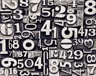 Numbers pattern tiles black white - a pattern free wallpaper for desktop