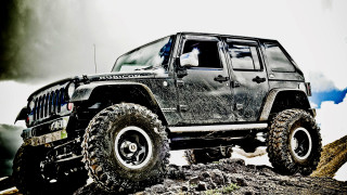Black jeep rocky hill cloudy - a black tire free wallpaper