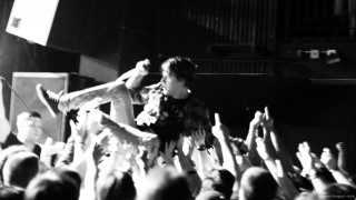 Man child air concert clapping - cam sykes free wallpaper